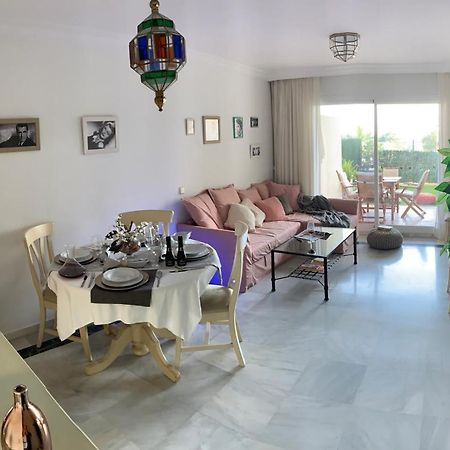 מארבלה The Famous Home מראה חיצוני תמונה
